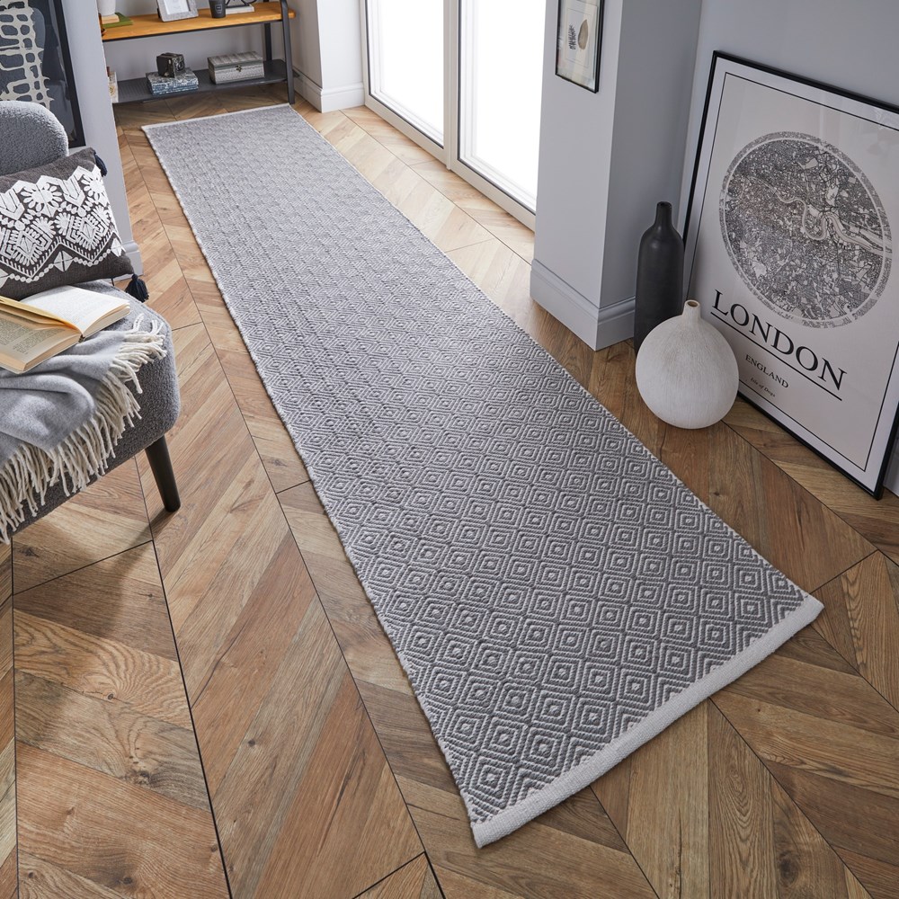 Brittany Flatweave Indoor Outdoor Diamond Runner Rug in Silver Grey